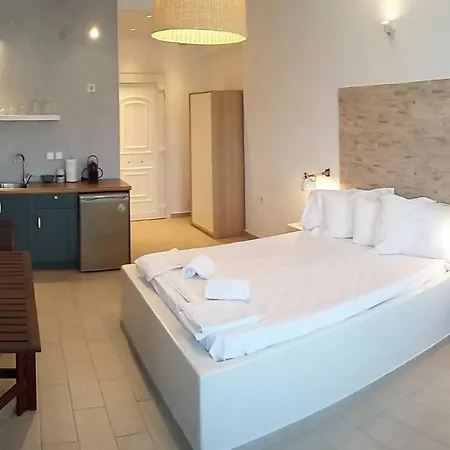 Aiolos Studios * Kythnos